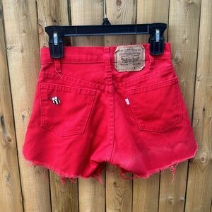 Vintage Levi’s denim short
